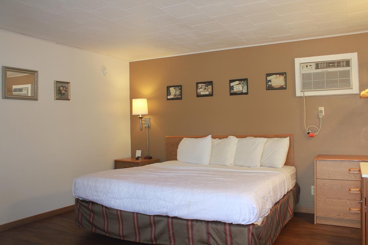 The Brookside Motel / Mt. Rushmore Кийстоун Екстериор снимка